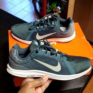 Nike Downshifter 8